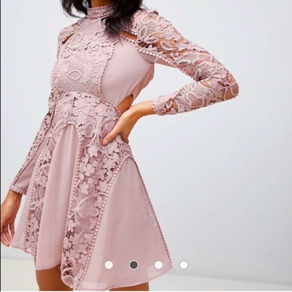 SOLD/NOT FOR SALE ——————————- ASOS Design High Neck Lace Mini Dress w/cutouts S4
